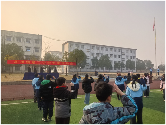 �����(zh��n)�ڶ�С�W(xu��)2025�궬���\(y��n)��(d��ng)���A�M��Ļ