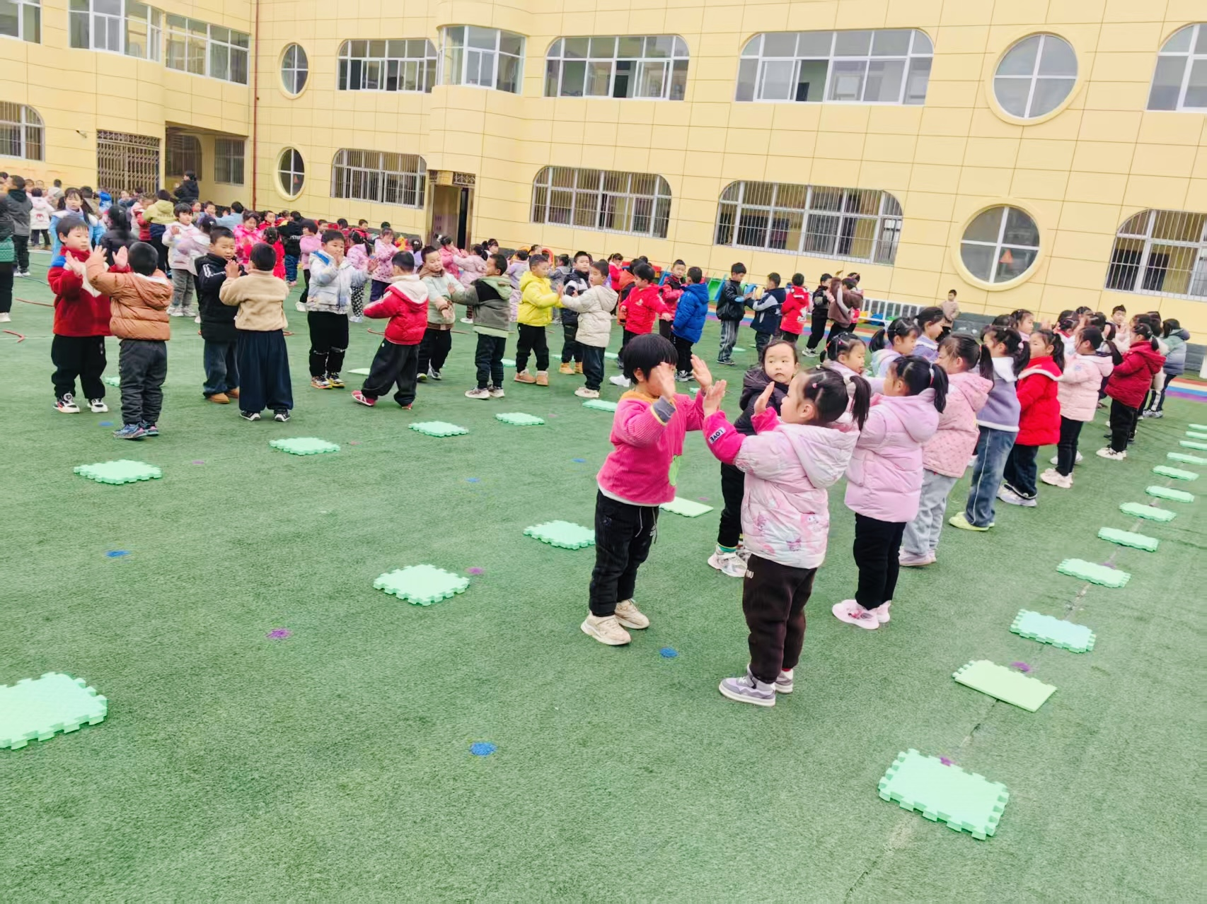 �f���������׃��@��ٻ��(d��ng)��Ӱ