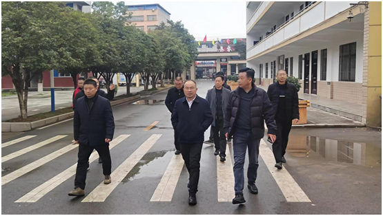 �S�h�������I(l��ng)��(d��o)�����ƿh�(zh��n)���ČW(xu��)У�{(di��o)��ָ��(d��o)