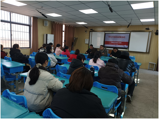 �f(w��n)�����r(n��ng)��(ch��ng)���ČW(xu��)У 12 ���_(k��i)���ջ��(d��ng)�A�M(m��n)��Ļ