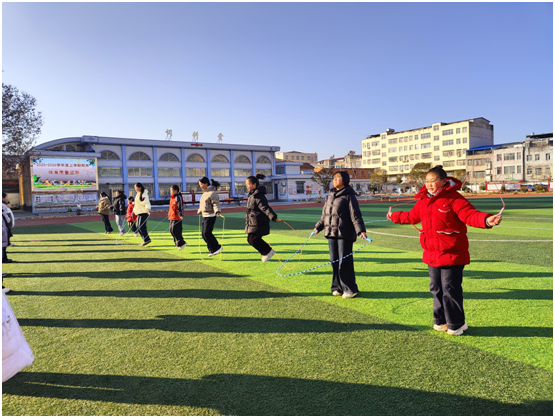 �ƿh�(zh��n)�ڶ�С�W�w���yԇ���Ղ�(c��)ӛ