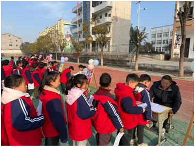 �p��С�W�e��һ���꼉�o���P���B(y��ng)�yԇ