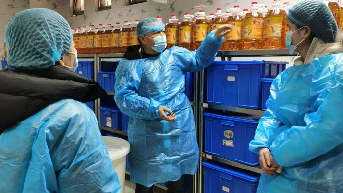 ����(y��u)���I�̭h(hu��n)�������ƺ�С�W�_չ��͸���N���w�֮�á� ��У�y������ʳ������