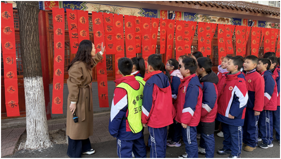 �����^(q��)��(sh��)�(y��n)С�W(xu��)�e�k��ɫ�n����Ʒչ ����������(chu��ng)���͠I(y��ng)�̭h(hu��n)����(y��u)��