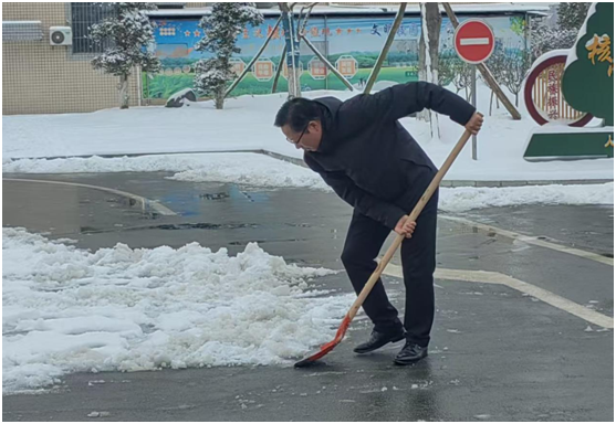 �S�hһ�У��_չУ�@��ѩ���� ȫ�����ώ�����ȫ