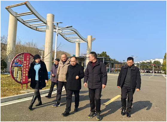 �S�h�������{(di��o)�нM�W�R�L(zh��ng)���(zh��n)�����׃��@�_չ��(sh��)���{(di��o)��