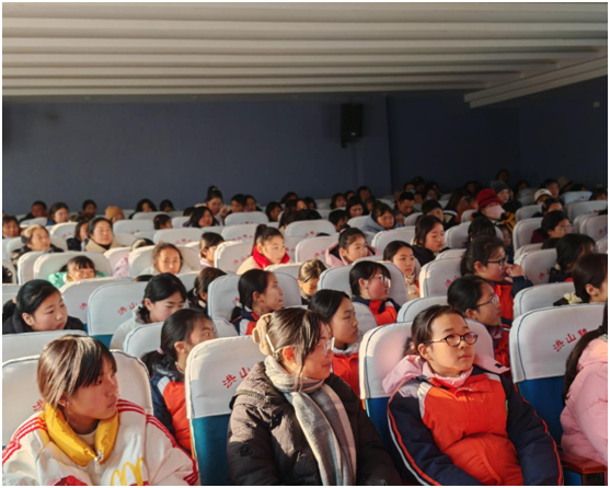 ��ɽ�(zh��n)С�W(xu��)���_(k��i)�����꼉(j��)Ů����ȫ�������L(zh��ng)��(hu��)