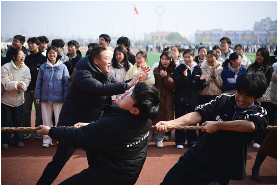 �S�hһ�еڶ����w��ˇ�g(sh��)�Ļ���(ji��)�A�M��Ļ