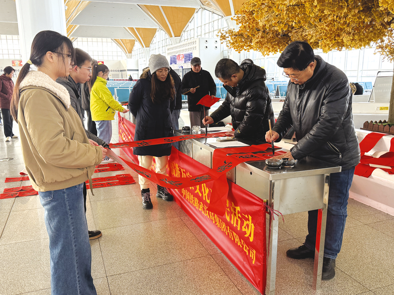 �����f���M(j��n)�f�ҡ��Ļ�������(d��ng)���M(j��n)�S����վ