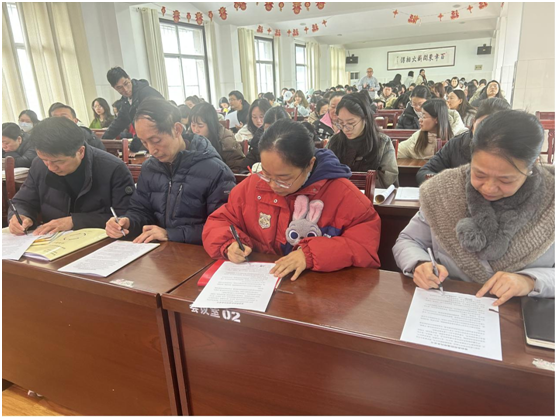 ����(y��u)���I(y��ng)�̭h(hu��n)���������^(q��)�|�P(gu��n)С�W(xu��)����2025�꺮�َ����L(f��ng)���Z��(sh��)