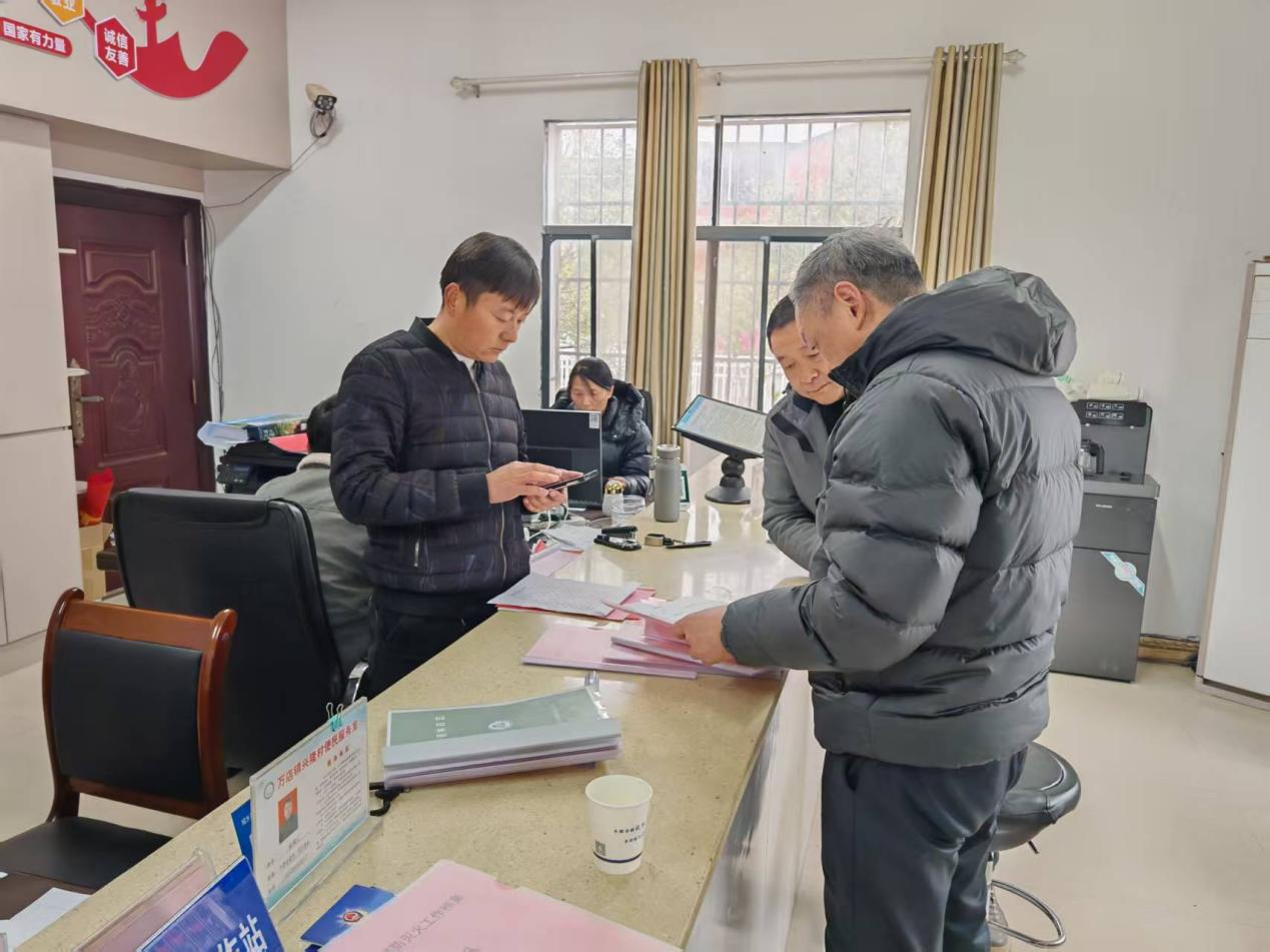 �����^(q��)��(y��ng)���������_չ��(ji��)ǰɭ�ַ������헶���(d��o)  ȫ�扺��؟(z��)�����ι�(ji��)�հ�ȫ����