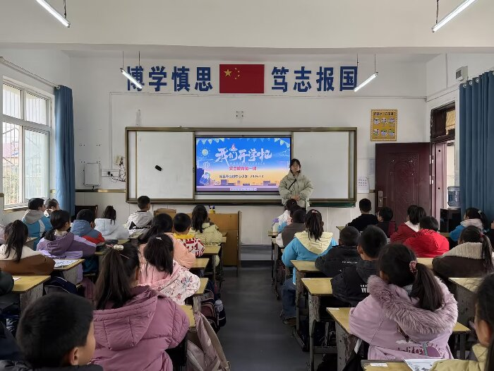 �S�h�ݵ��(zh��n)����С�W(xu��)�����L(f��ng)���³� ����wУ�@