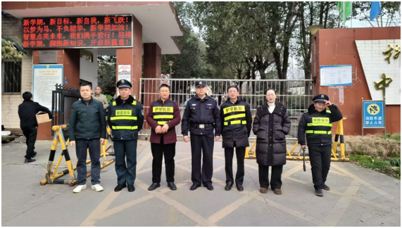 �����(zh��n)���ČW(xu��)У�_�W(xu��)��������Ȼ