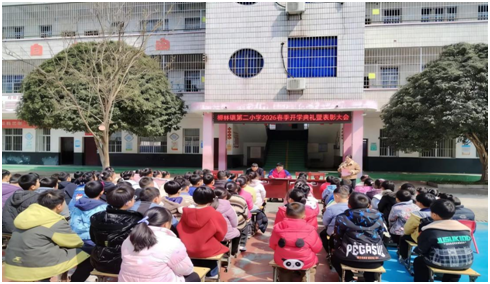 �S�h�����(zh��n)�ڶ�С�W�e�д����_�W��Y