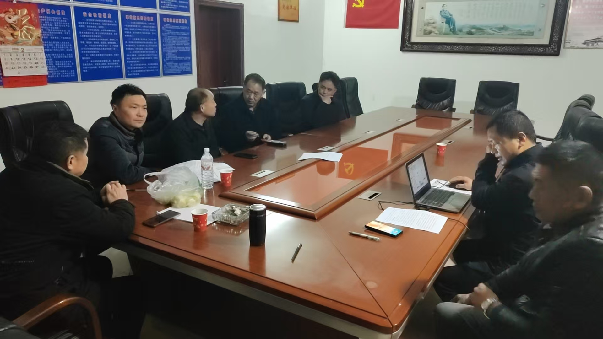 �Vˮ�Б�(y��ng)����������Ո(q��ng)��(qu��n)�����Ҿ���(zh��n)ָ��(d��o)���������[������