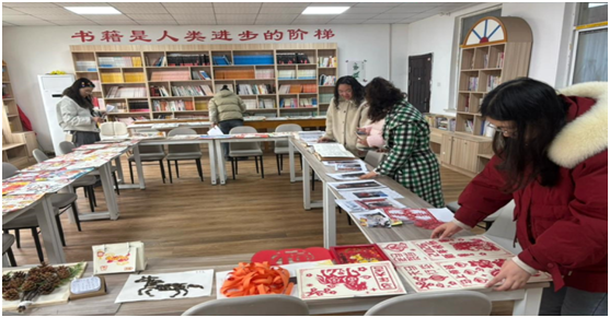 ��ɽ�(zh��n)���ČW(xu��)У������ɫ���I(y��)չ��ӈA�M��Ļ