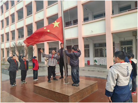 С���(zh��n)��һ�ЌW(xu��)2026�괺�_(k��i)�W(xu��)��Y�A�M�e��